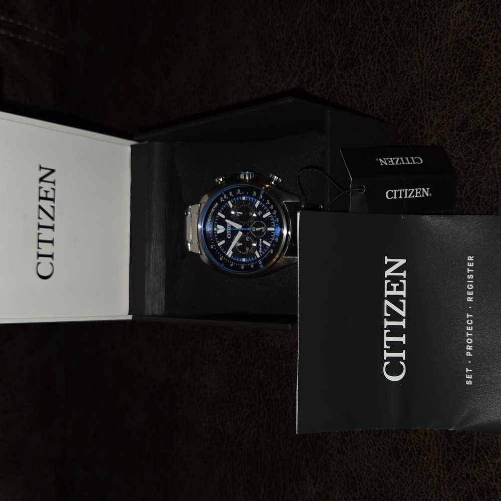 New Citizen Eco-Drive Watch CA4560-81L Chronograph Blue Dial Silver Steel Strap - Picture 5 of 8
